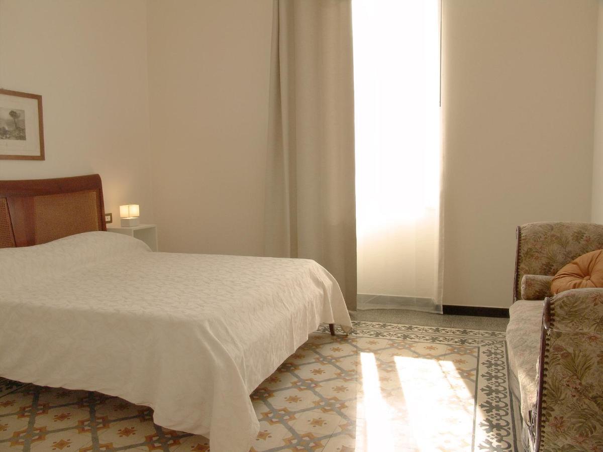 Residenza Cavour - Appartamento Agave Levanto Eksteriør bilde